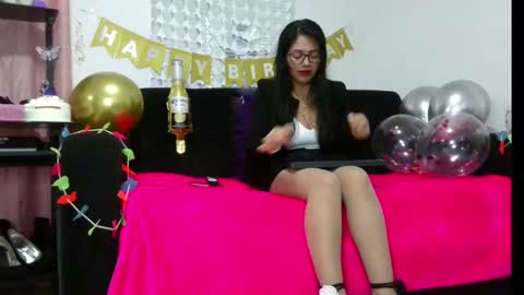 Snapshot of sasha_start chatting on January 11, 7:49 am sasha start online show from January 11, 7:49 am