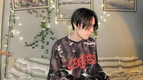 Snapshot of sasha_vesmus chatting on May 16, 5:15 am Sasha Vesmus online show from May 16, 5:15 am