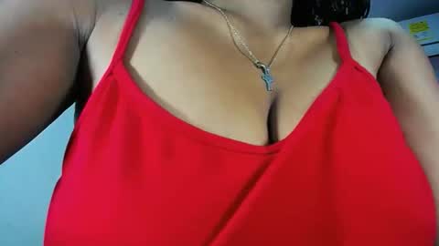Snapshot of sashabreck1 chatting on May 8, 3:23 am sashabreck1 online show from May 8, 3:23 am