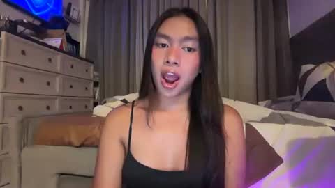 Sasha online show from June 8, 5:35 pm