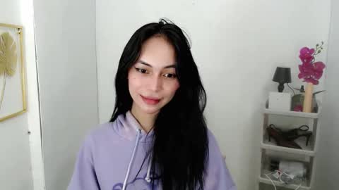 Snapshot of sashifoxdoll_ chatting on December 17, 8:26 pm Sashi online show from December 17, 8:26 pm