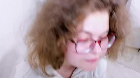 .Alexandra online show from September 15, 9:37 pm