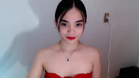 Snapshot of sassy_keath chatting on May 22, 4:34 pm Keath online show from May 22, 4:34 pm