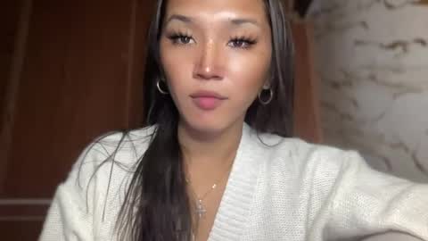 Sassygirl online show from May 9, 1:11 am