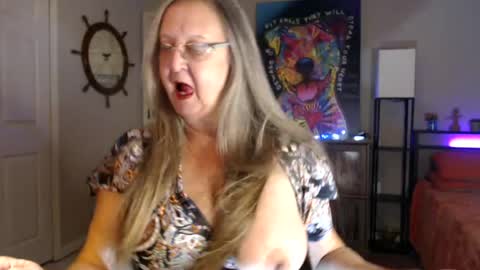 Trish online show from June 16, 1:08 am