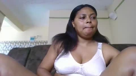 sassygal22 online show from October 9, 10:35 am