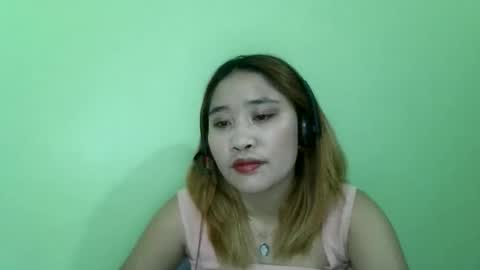 SweetButPsychoo online show from April 18, 1:37 pm