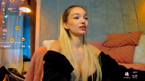 sassyt33n online show from December 20, 8:54 am