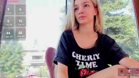 sassyt33n online show from June 27, 7:35 am