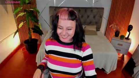 Snapshot of sathoshii_1 chatting on October 18, 10:16 am Amapola online show from October 18, 10:16 am