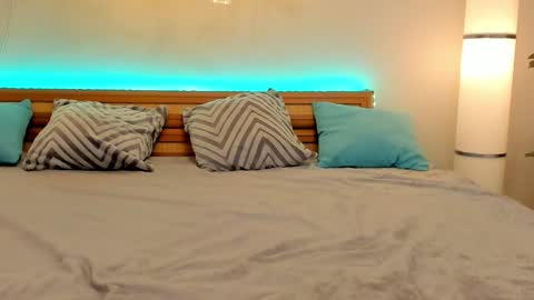 Snapshot of satimilf_ chatting on January 20, 4:54 am Sati online show from January 20, 4:54 am