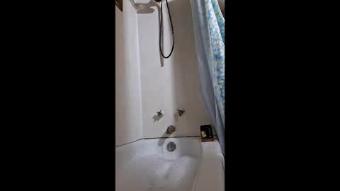 Snapshot of sattler985 chatting on March 23, 4:27 am sattler985 online show from March 23, 4:27 am