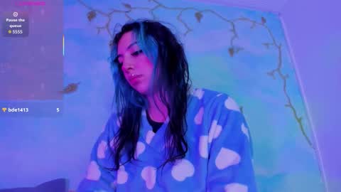 Snapshot of saturno_stone chatting on November 6, 8:37 am Saturnooo online show from November 6, 8:37 am