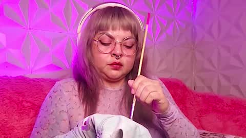 Snapshot of satyn_doll chatting on November 17, 11:43 pm Gina George online show from November 17, 11:43 pm