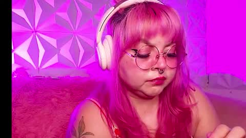 Gina George online show from February 14, 11:34 pm