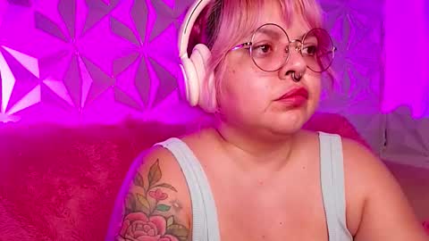 Gina George online show from February 22, 1:51 am