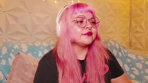 Snapshot of satyn_doll chatting on May 26, 12:17 am Gina George online show from May 26, 12:17 am