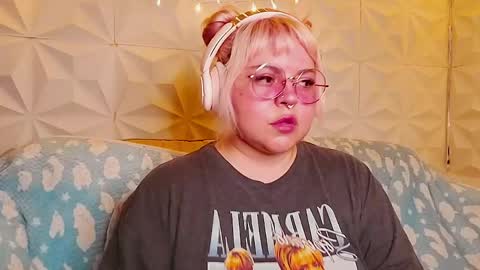 Snapshot of satyn_doll chatting on June 7, 10:13 pm Gina George online show from June 7, 10:13 pm