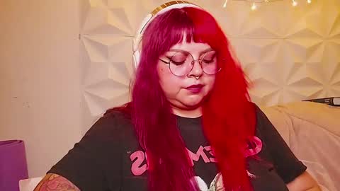 Snapshot of satyn_doll chatting on July 17, 12:28 am Gina George online show from July 17, 12:28 am