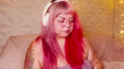 Snapshot of satyn_doll chatting on July 22, 11:40 pm Gina George online show from July 22, 11:40 pm
