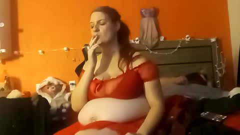 Snapshot of saucybear666 chatting on November 23, 11:15 pm SnowBunny online show from November 23, 11:15 pm