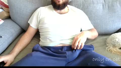 Snapshot of saucybonjo chatting on December 5, 5:28 pm Ben online show from December 5, 5:28 pm