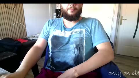 Snapshot of saucybonjo chatting on January 19, 9:34 pm Ben online show from January 19, 9:34 pm