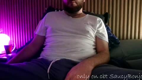 Snapshot of saucybonjo chatting on May 31, 1:47 am Ben online show from May 31, 1:47 am