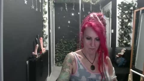 SaucySky online show from September 10, 9:26 pm