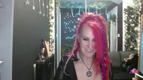 SaucySky online show from September 25, 9:51 pm