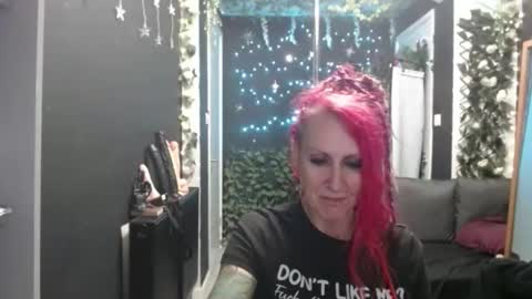 SaucySky online show from October 7, 9:12 pm