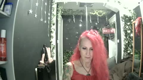 Snapshot of saucysky chatting on July 24, 11:25 pm SaucySky online show from July 24, 11:25 pm