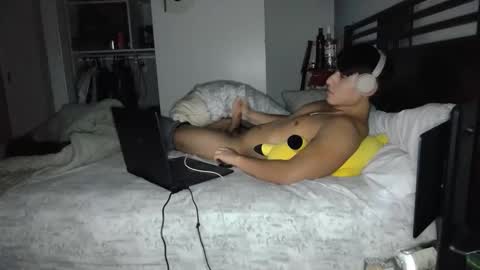 Snapshot of saucyydickk chatting on December 18, 9:04 am thickdick online show from December 18, 9:04 am