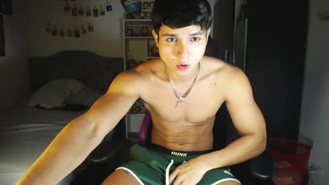 Saulo online show from May 2, 10:15 pm