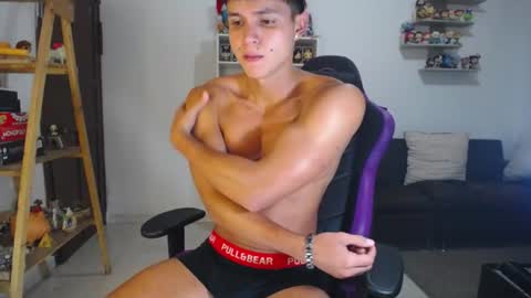 Saulo online show from August 4, 1:31 am