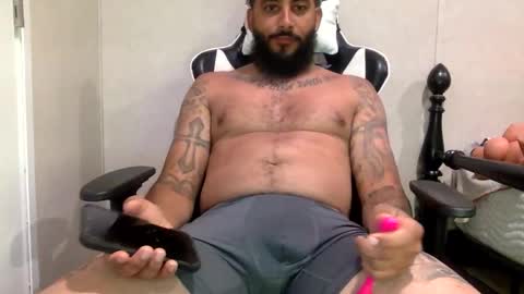 savagebullxxx online show from April 19, 2:22 am