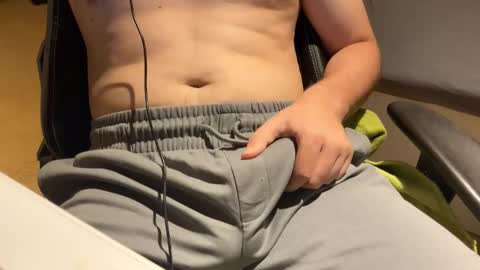 Snapshot of savagegerman chatting on November 17, 8:14 pm savagegerman online show from November 17, 8:14 pm