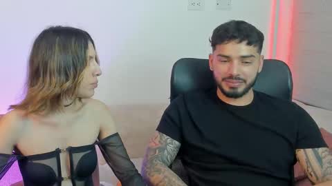 Snapshot of savagesweethearts chatting on September 28, 3:12 am savagesweethearts online show from September 28, 3:12 am