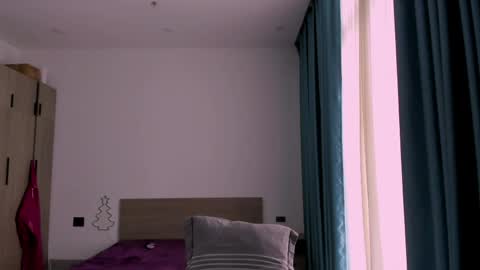 Snapshot of savak_hottie chatting on May 17, 5:49 am Savak Laakem online show from May 17, 5:49 am