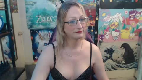 Savanah online show from May 8, 7:19 pm
