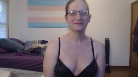 Savanah online show from June 3, 10:18 am