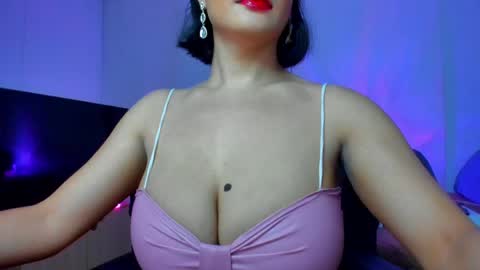 savanna13 online show from June 7, 7:12 am