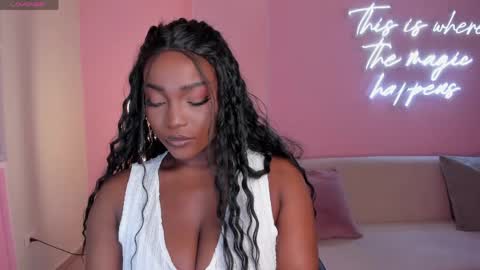 S a v a n n a h  online show from June 7, 12:42 pm