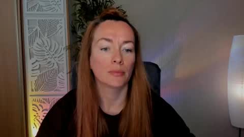 save the qween online show from May 3, 7:25 am