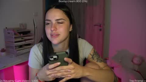 Snapshot of savvage_play chatting on May 24, 6:24 pm Naomi online show from May 24, 6:24 pm