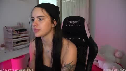 Snapshot of savvage_play chatting on May 27, 11:29 am Naomi online show from May 27, 11:29 am