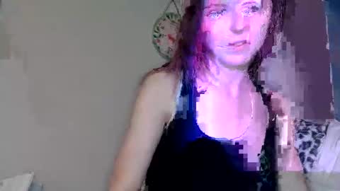 Snapshot of savvysavage6973 chatting on January 16, 2:30 am SavvySavage online show from January 16, 2:30 am