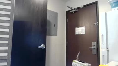 Snapshot of savvysavage6973 chatting on January 20, 9:32 pm SavvySavage online show from January 20, 9:32 pm