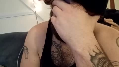 Snapshot of savy5150 chatting on March 1, 2:02 am savy5150 online show from March 1, 2:02 am