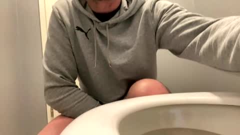 Snapshot of sawa08051989 chatting on December 16, 8:58 pm chamomile online show from December 16, 8:58 pm